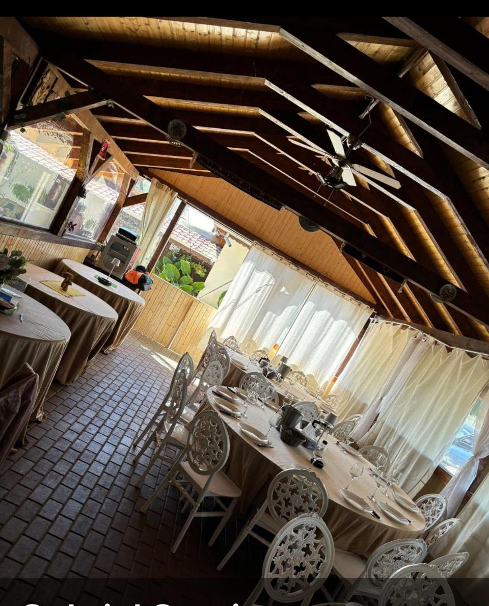 Gigios Sport&Relax Villa Bailesti Eksteriør billede